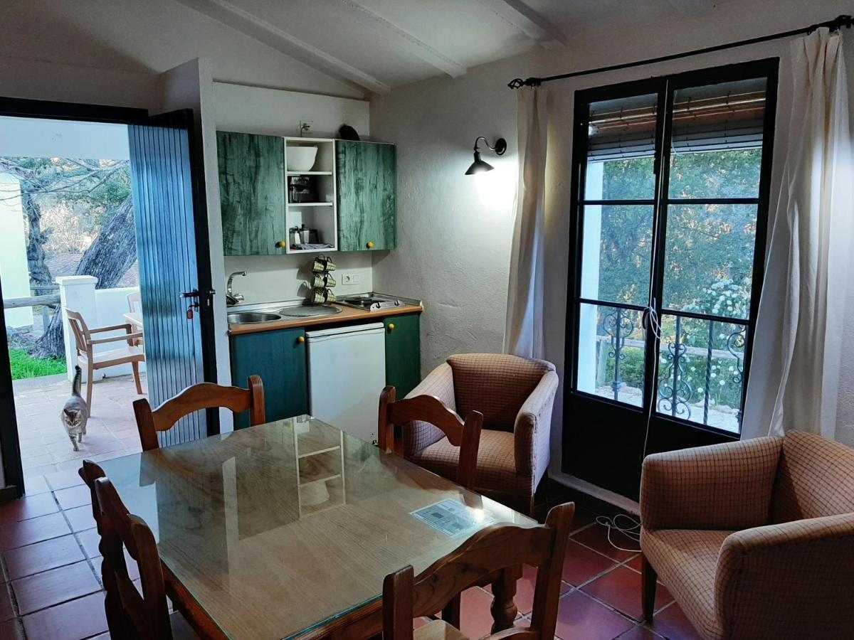 Finca Valbono Apartamentos Rurales Y Hotel Aracena Buitenkant foto