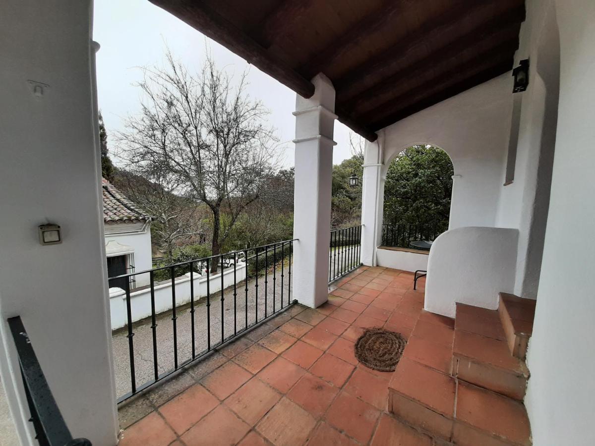 Finca Valbono Apartamentos Rurales Y Hotel Aracena Buitenkant foto