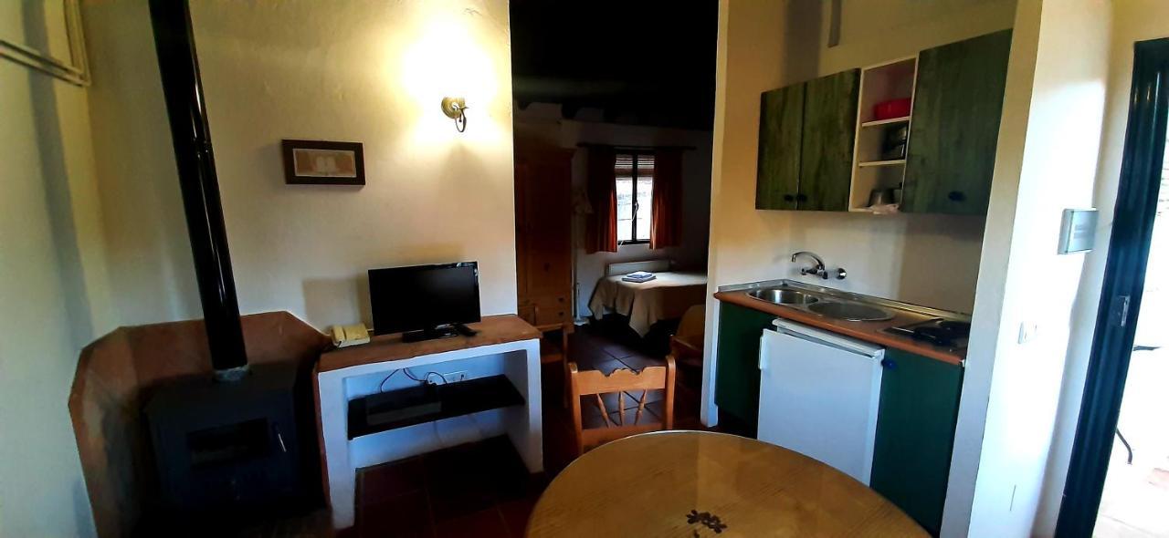 Finca Valbono Apartamentos Rurales Y Hotel Aracena Buitenkant foto