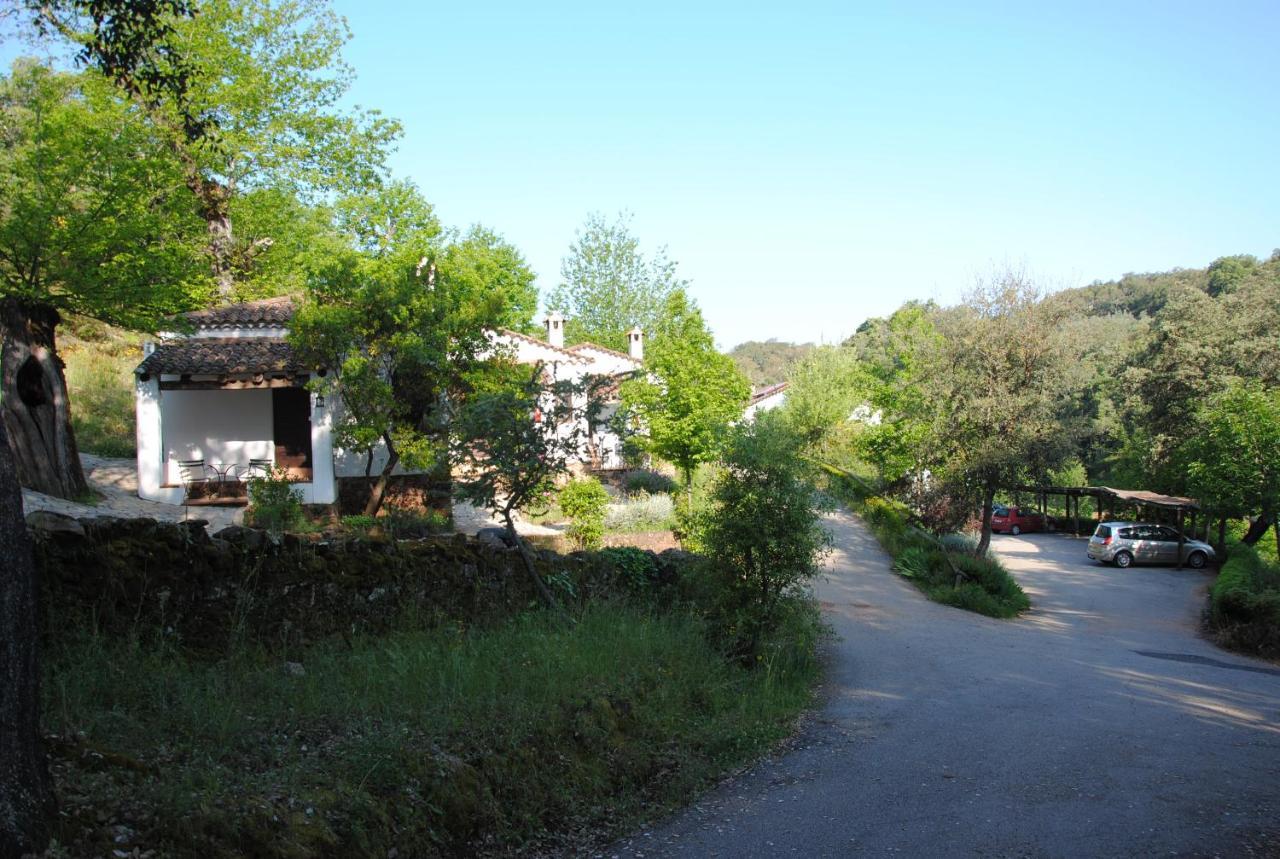 Finca Valbono Apartamentos Rurales Y Hotel Aracena Buitenkant foto