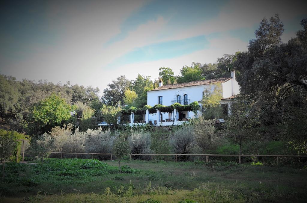 Finca Valbono Apartamentos Rurales Y Hotel Aracena Buitenkant foto